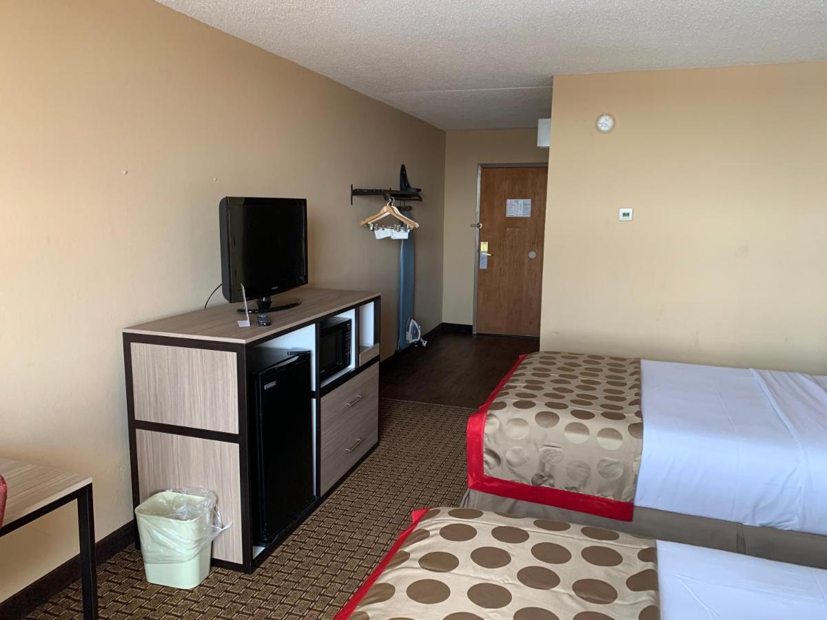 Ramada By Wyndham West Atlantic City Egg Harbor Township Esterno foto