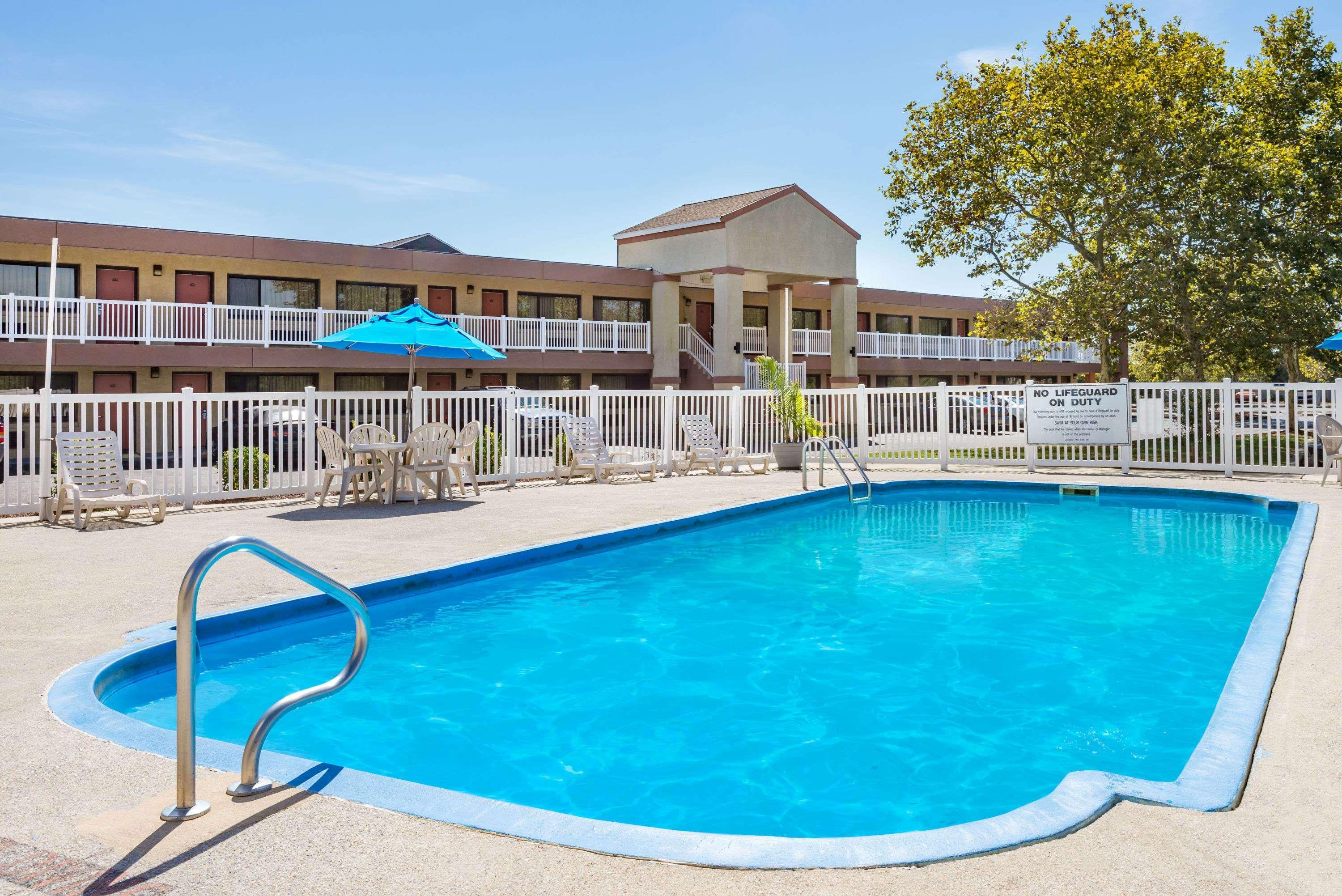 Ramada By Wyndham West Atlantic City Egg Harbor Township Esterno foto