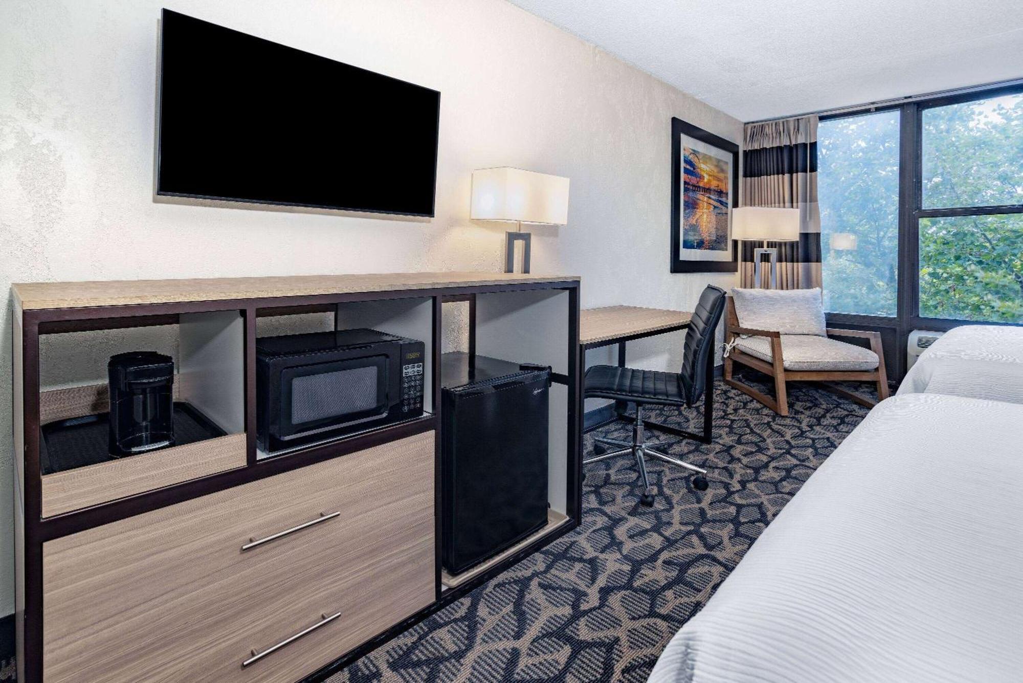 Ramada By Wyndham West Atlantic City Egg Harbor Township Esterno foto